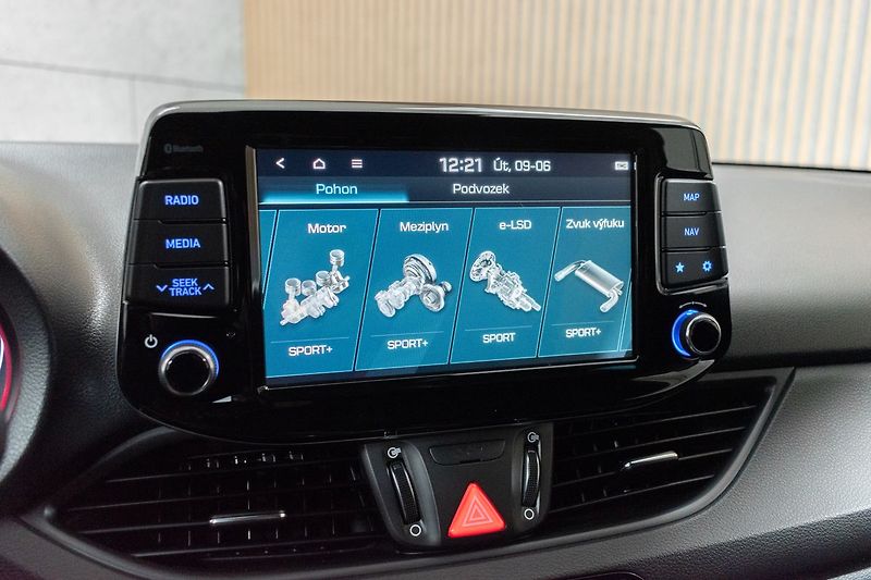 Hyundai i30 N  2.0T-GDI PERF*REMUS*ČR*DPH - fotka 36 z 48