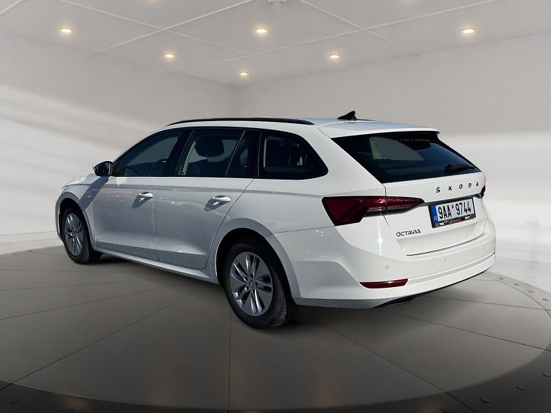 Škoda Octavia (2022) AMBITION 2.0TDI 85kW CZ DPH - fotka 4 z 11