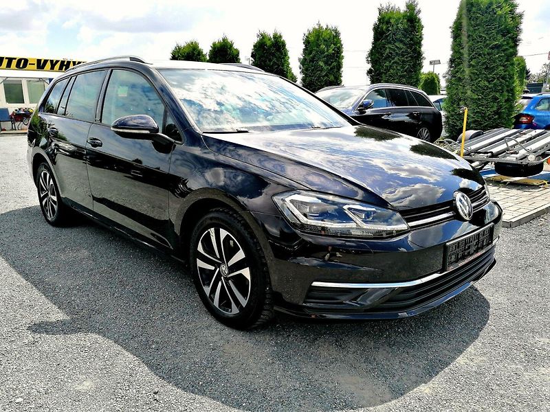 Volkswagen Golf (2020) 1.6 TDi IQ.Drive LED,ACC - fotka 3 z 32