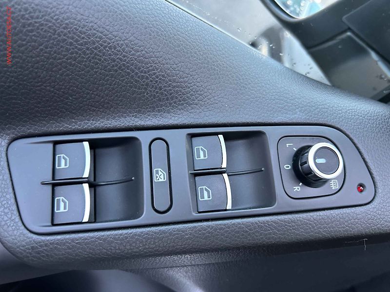 Volkswagen Tiguan (2012) 2.0TDi 4x4, 2.maj, Bixen - fotka 11 z 17