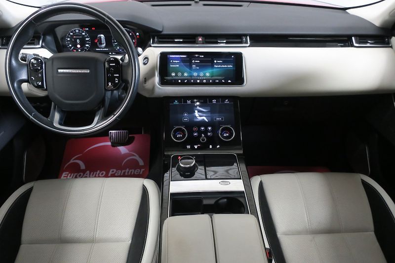Land Rover Range Rover Velar (2018) D300 R-Dynamic SE, ČR, 1. maj. - fotka 14 z 50