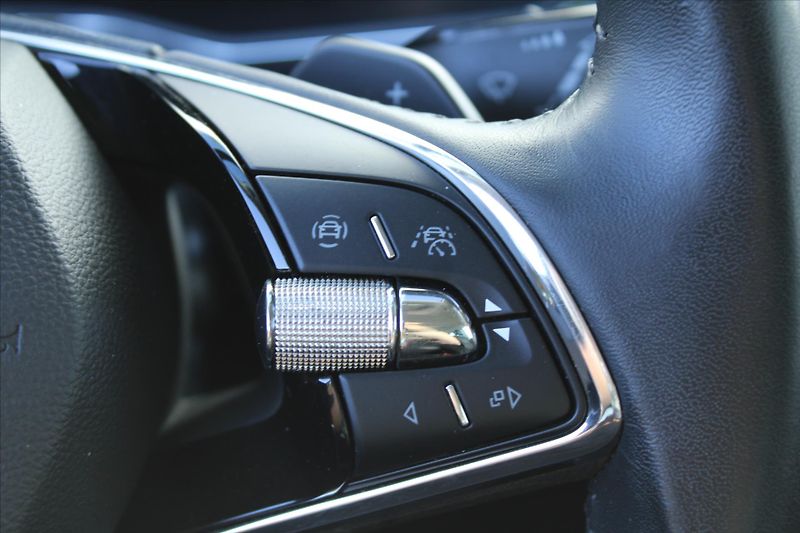 Škoda Superb 2.0TDI 147kW DSG 4x4 STYLE - fotka 16 z 34