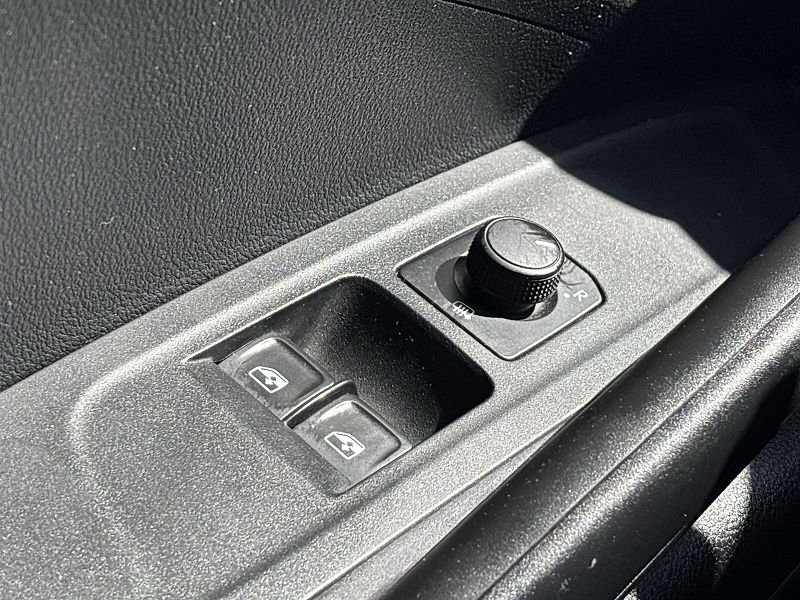 Škoda Fabia (2021) 1.0 TSI Ambition + - fotka 15 z 26