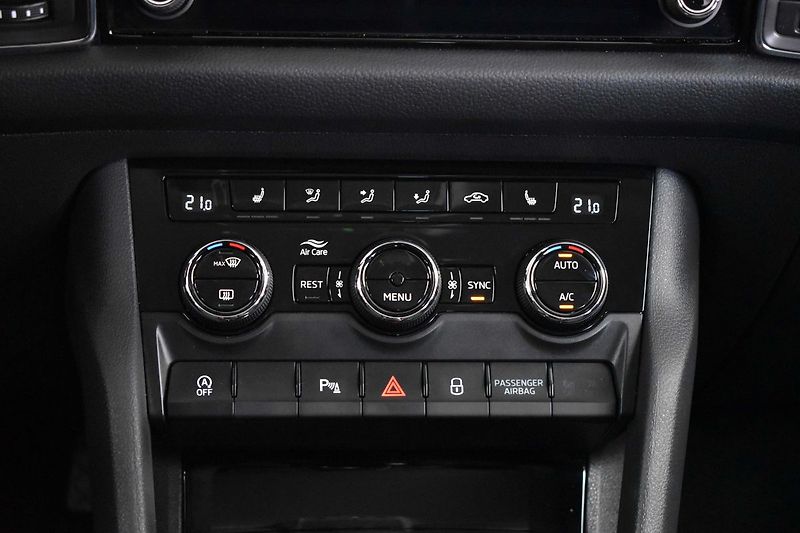 Škoda Kodiaq TDI 147kW 4x4*STYLE*TAŽNÉ*ČR 1 - fotka 24 z 42