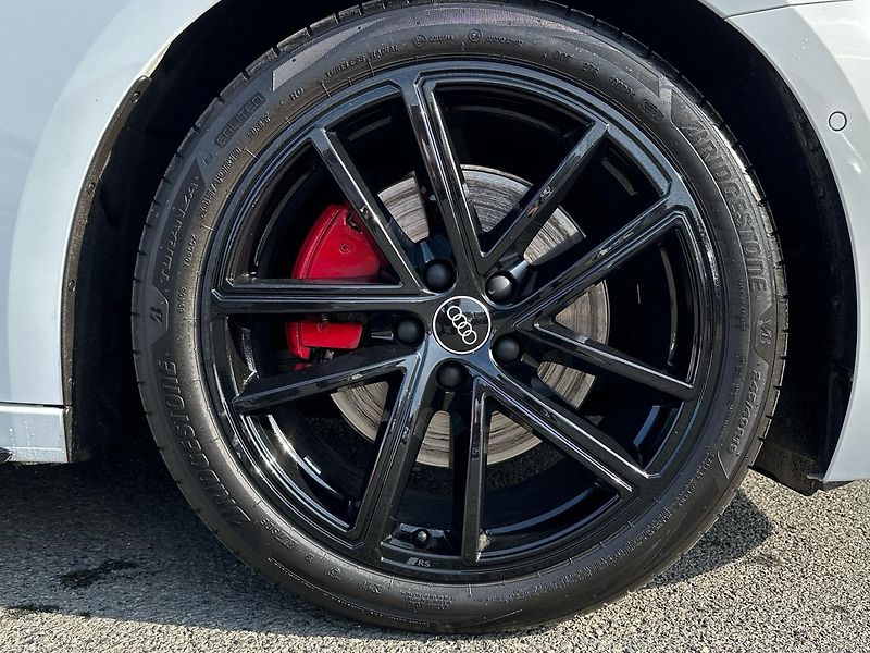 Audi A5 Avant 2,0 TDI quattro S-line 1 - fotka 10 z 22