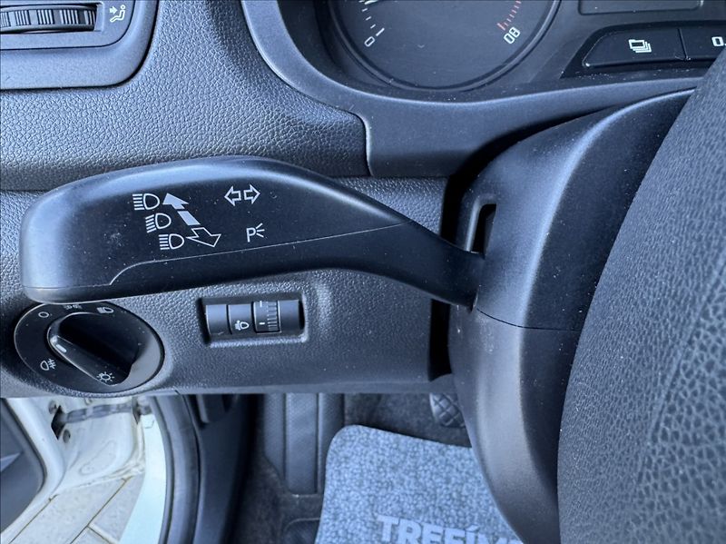 Škoda Praktik 1,2 TSI 63kW DPH 1.maj původČR - fotka 37 z 46