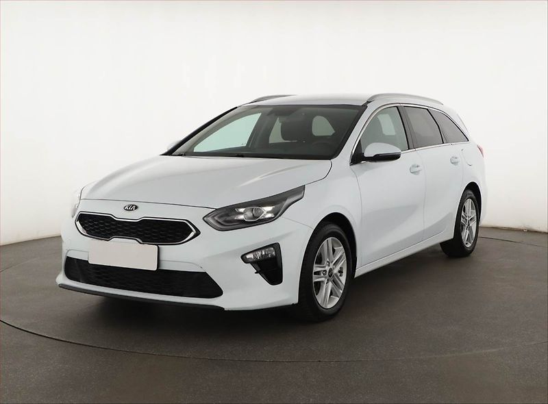 Kia Ceed (2020) Exclusive 1.4 T-GDI, Navi - fotka 2 z 17