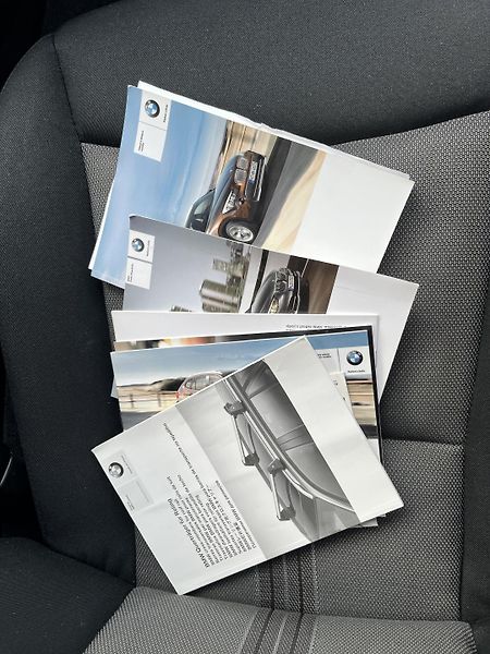 BMW X1 XDRIVE 18D - fotka 10 z 25