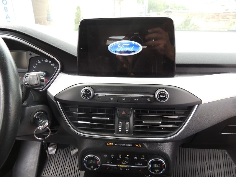 Ford Focus (2020) Combi 1.0i,92kw,ČR,1.majitel - fotka 39 z 42