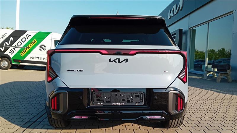 Kia Seltos 1,6 T-GDi 4x2 X-LINE 7DCT - fotka 5 z 12