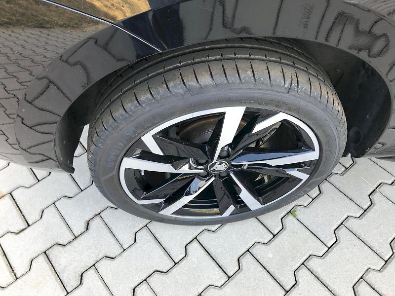 Škoda Kamiq (2025) MC TS 110/1.5 A7F - fotka 12 z 27