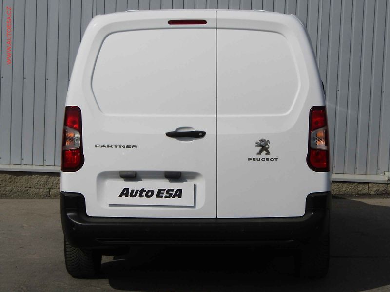 Peugeot Partner (2021) 1.5HDi MAXi DÍLNA, AC, 96kW - fotka 5 z 20