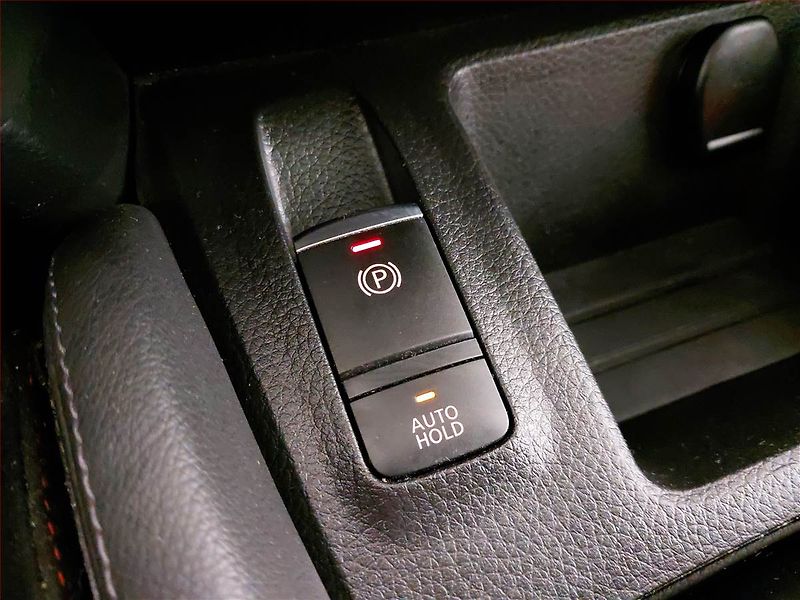 Nissan Qashqai (2017) N-Connecta 1.2 DIG-T, Navi - fotka 21 z 21