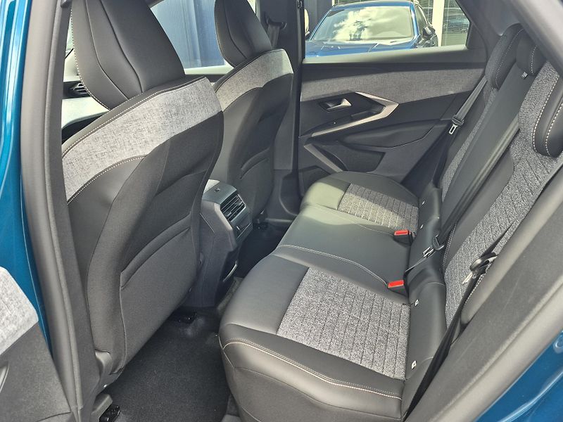 Peugeot 3008 (2026) ALLURE Hybrid 145 e-DCS6    - fotka 10 z 20