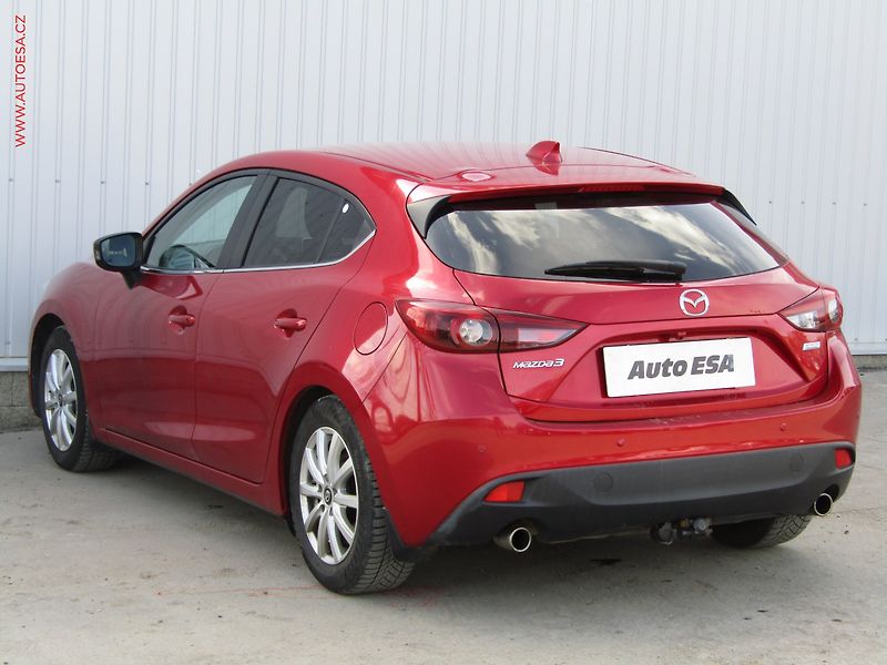 Mazda 3 (2015) 2.0 i, ČR, AC, xenon, navi - fotka 6 z 21