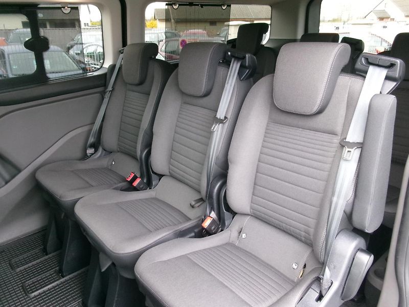 Ford Tourneo Custom (2022) 2,0TDCi L2H1 ZÁRUKA FORD  - fotka 15 z 36
