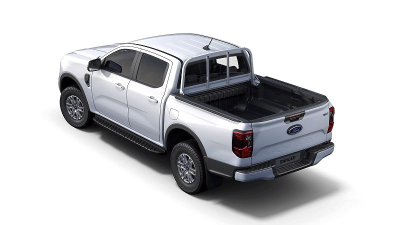 Ford Ranger (2026) XLT Double Cab 2,3 EcoBoost Hy - fotka 5 z 9