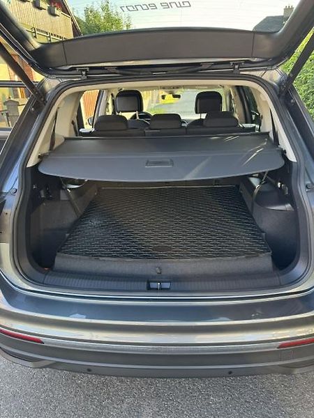 Volkswagen Tiguan Allspace (2023) - fotka 7 z 7