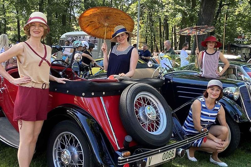 Přehlídka silničních veteránů a historických plavek v Hobbyparku, Bohumín, 2. 8. 2025