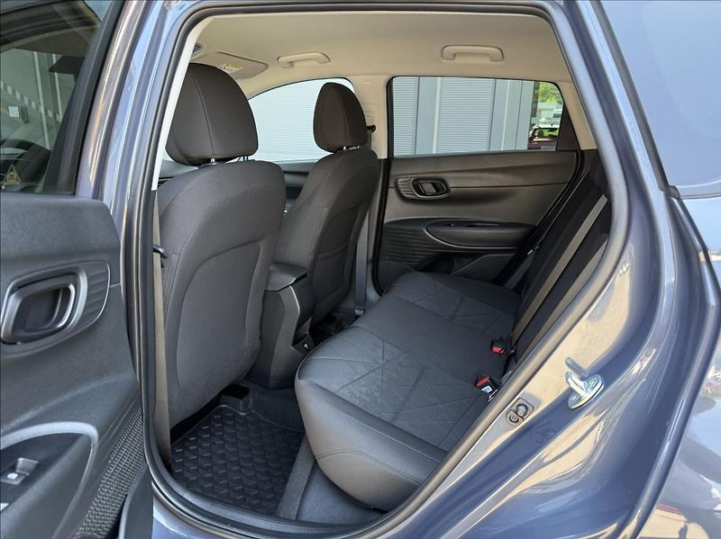 Hyundai Bayon 1,0 T-GDI DCT  Smart Climate - fotka 11 z 25