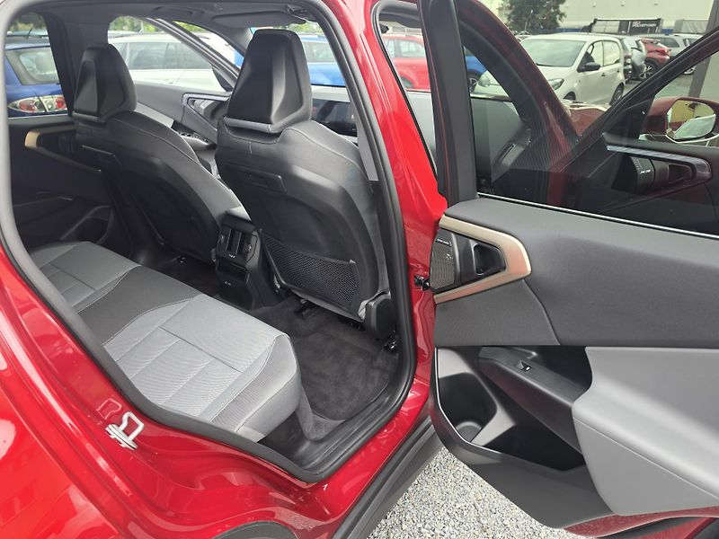 BMW X3 2.0 D X Drive  - fotka 14 z 17