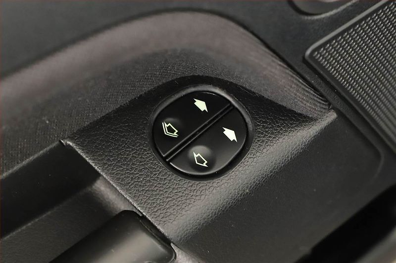 Ford Fusion (2007) 1.4, po STK, slušný stav - fotka 14 z 14