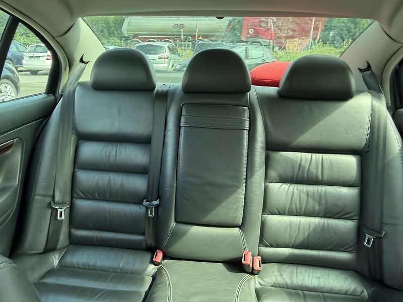 Škoda Superb 1.9 tdi - fotka 15 z 20