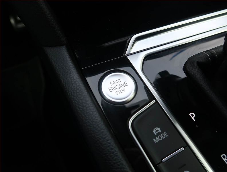 Volkswagen Arteon (2021) R-line 2.0 TSI - fotka 21 z 25