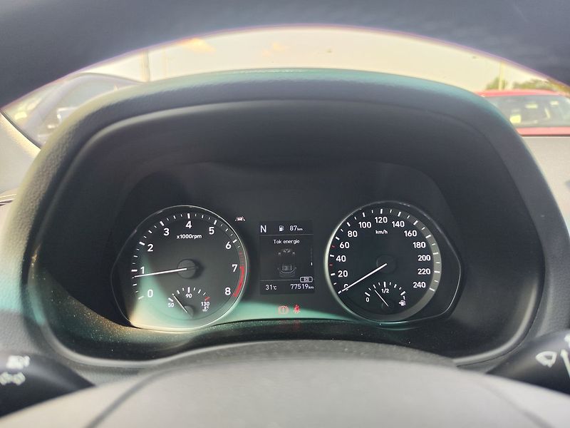 Hyundai i30 1.5 T-GDi/117kW Smart Family - fotka 13 z 30
