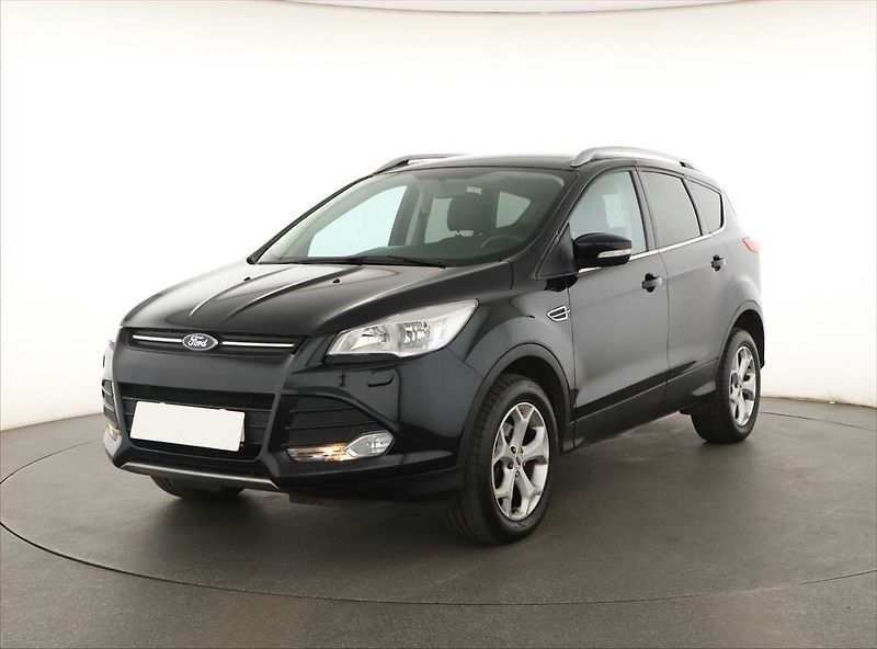 Ford Kuga (2014) Titanium 2.0 TDCi, 4X4, ČR - fotka 2 z 14