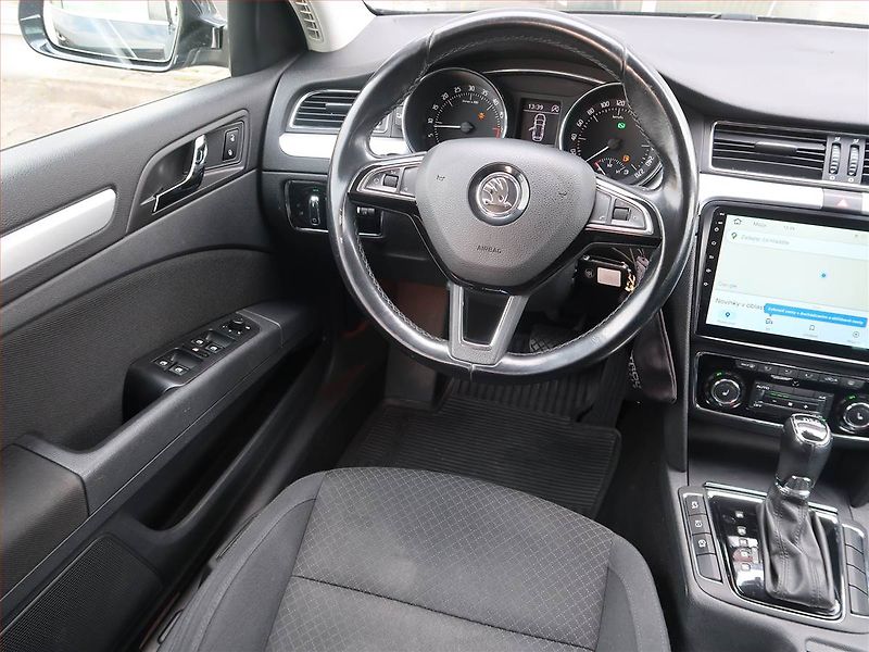 Škoda Superb (2013) Ambition Plus 2.0 TDI, Automat - fotka 7 z 17