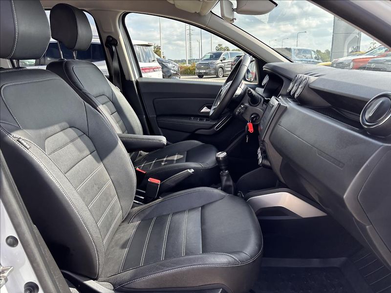 Dacia Duster 1,6 SCe 84 kW Comfort 4x4 S&S - fotka 18 z 43