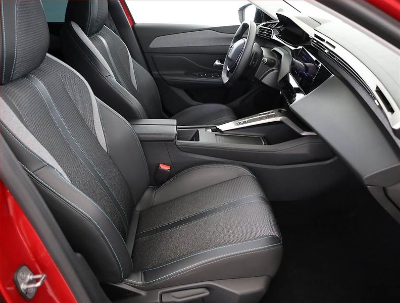 Peugeot 308 (2023) 1.5 BlueHDi, Automat - fotka 7 z 18