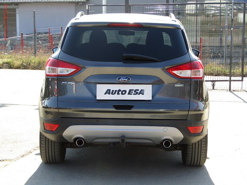 Ford Kuga (2015) 1.5EB, ČR, Xenon, kůže - fotka 5 z 19