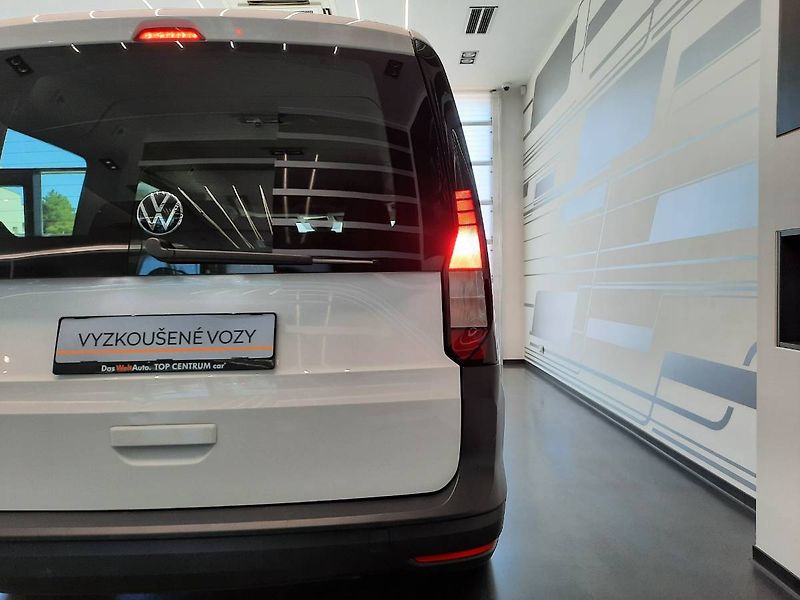 Volkswagen Caddy (2022) Maxi 2.0 TDI (90kW/122k) DSG - fotka 22 z 23