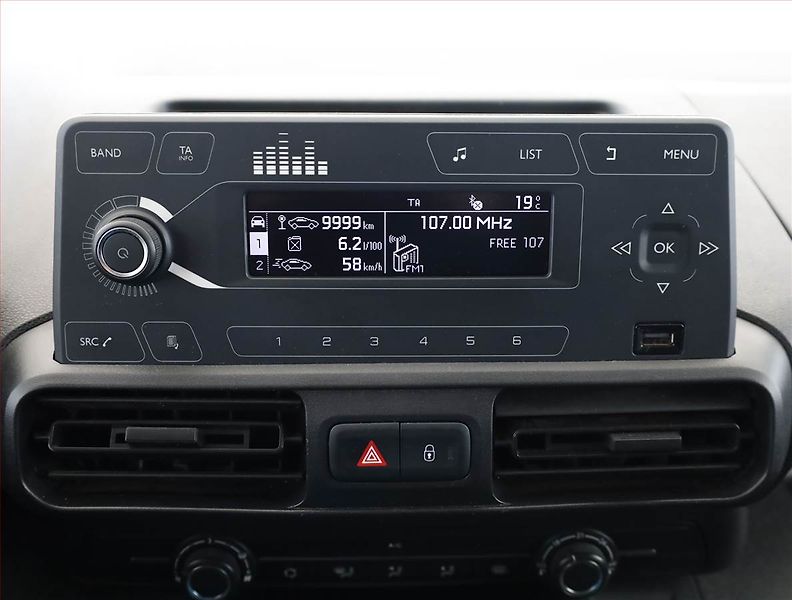 Toyota ProAce City (2020) Maxi 1.5 D-4D, ČR, DPH - fotka 14 z 19