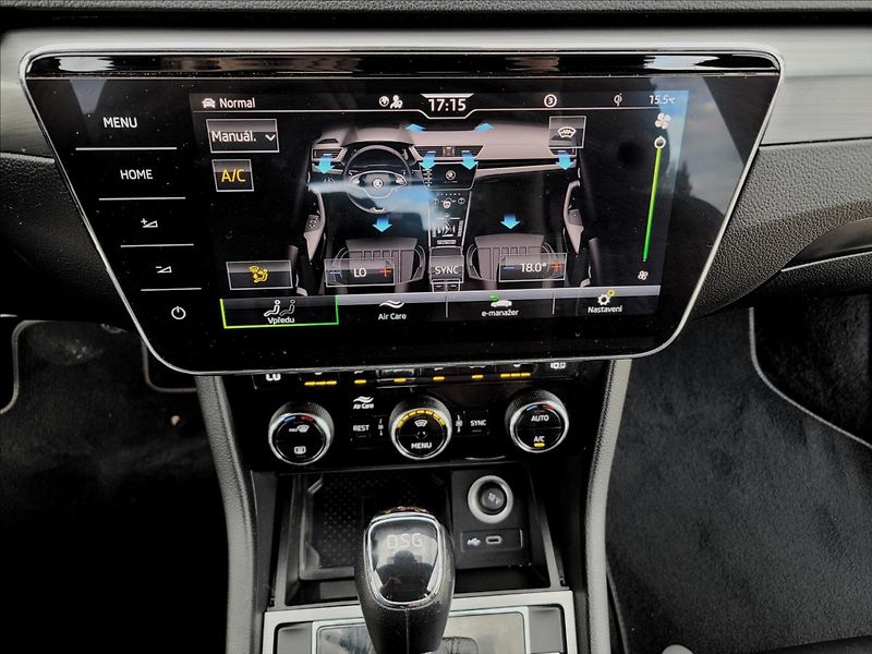 Škoda Superb 1,4 PHEV,160kw,DSG,Clever+ - fotka 30 z 49