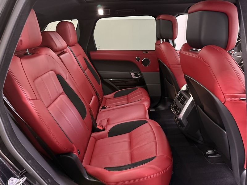 Land Rover Range Rover Sport 3,0   HSE 221KW MERIDIAN TOP - fotka 28 z 42
