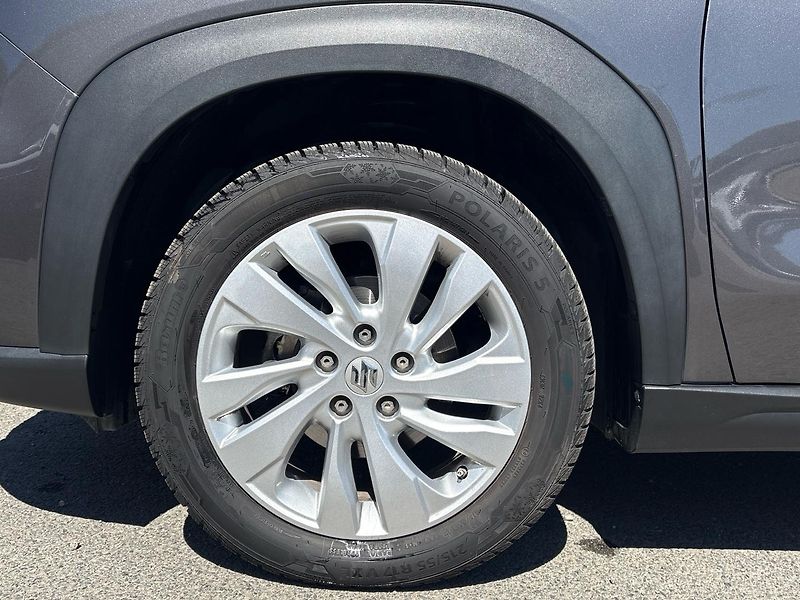 Suzuki S-Cross (2023) 1.4 BoosterJet Premium 4x4 - fotka 8 z 24