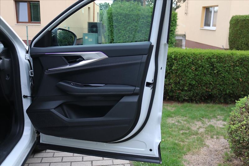 Renault Austral 1,2 e-HYBRID, TAŽNÉ - fotka 33 z 49