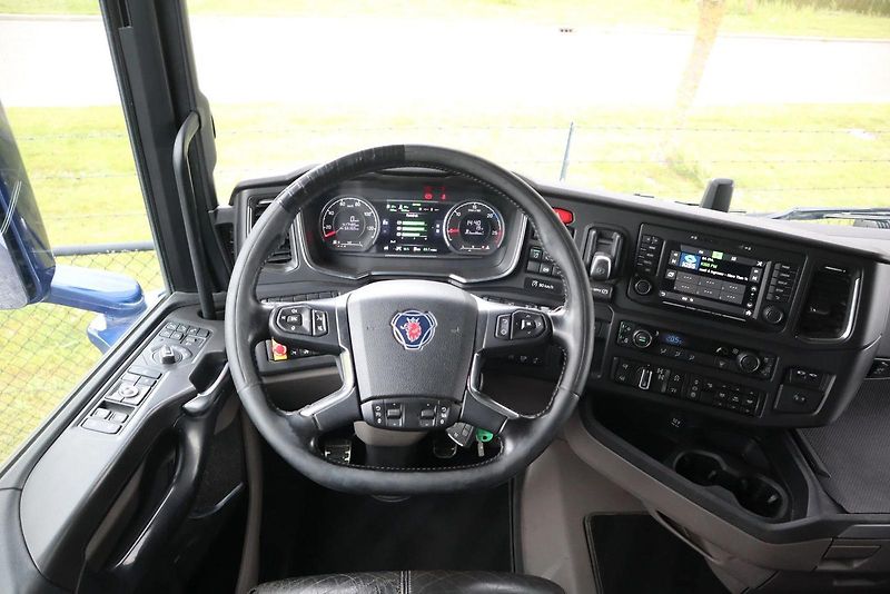 Scania R 650 6x4 V8 hydraulika - fotka 9 z 19
