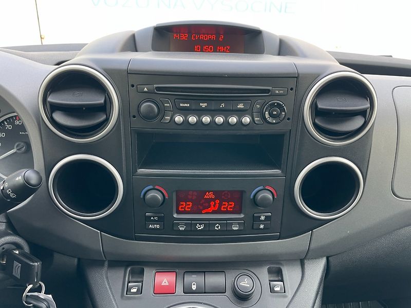 Citroën Berlingo (2017) XTR 1.6HDi 88kW ČR! 1.maj.! - fotka 15 z 26