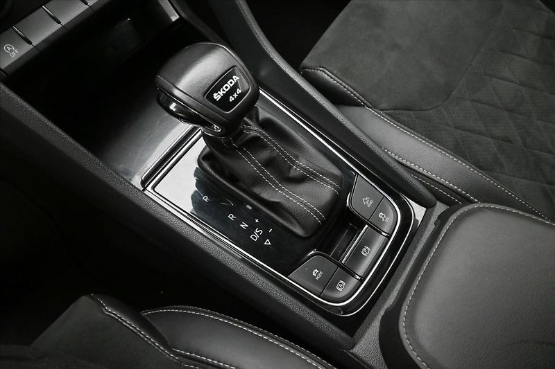 Škoda Kodiaq 2,0 TDI 147 kW DSG 4x4 Sportli - fotka 23 z 33