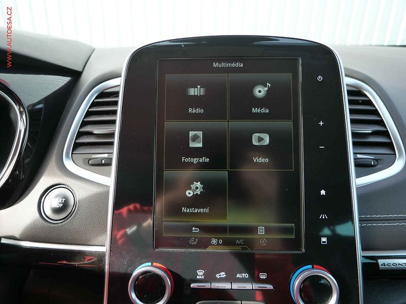 Renault Espace (2018) 1.8 TCe, ČR, AT, LED, navi - fotka 24 z 33