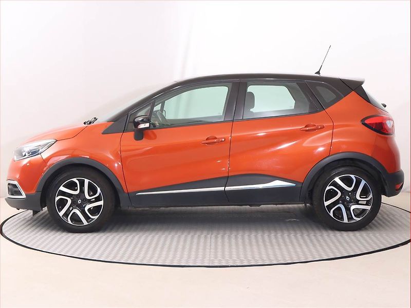Renault Captur (2015) 1.2 TCe, Automat, Serv.kniha - fotka 3 z 18