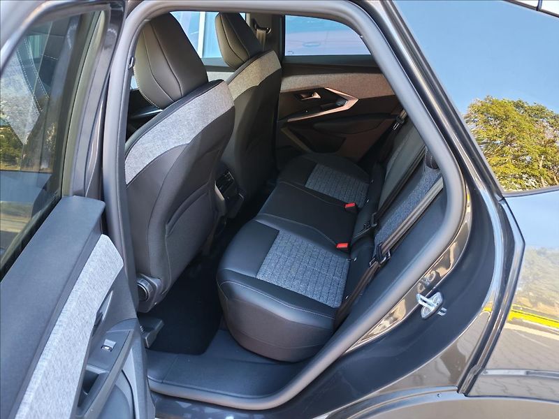 Peugeot 3008 (2026) BUSINESS Hybrid 145 e-DCS6 - fotka 15 z 18