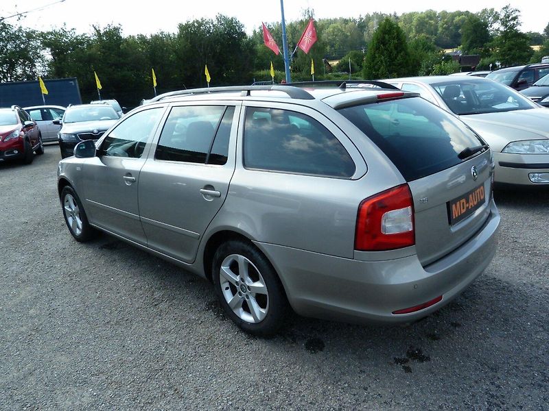 Škoda Octavia 1.4 TSI Family - fotka 8 z 27
