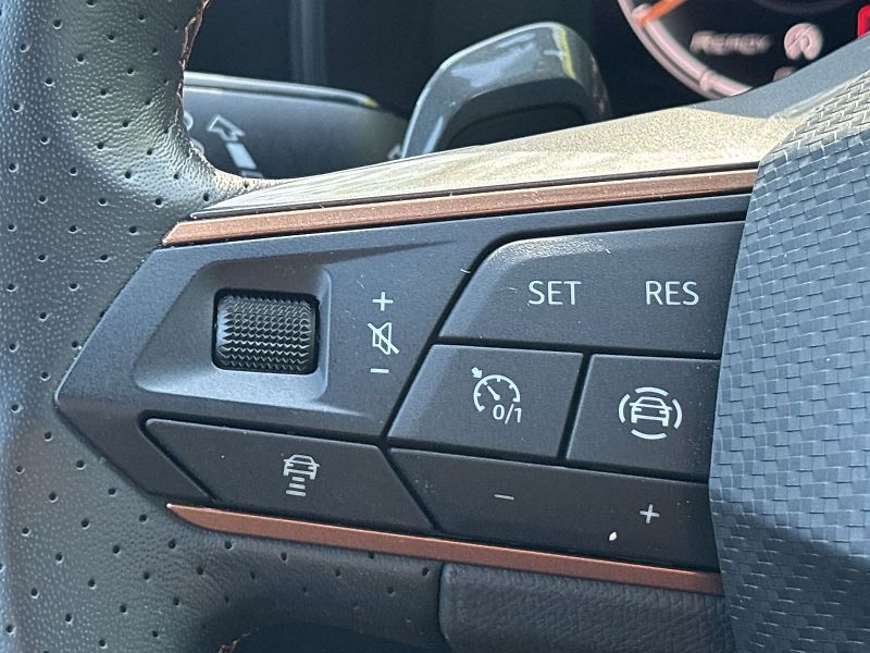 Cupra Formentor (2023) 1.5 TSI DSG - fotka 19 z 31