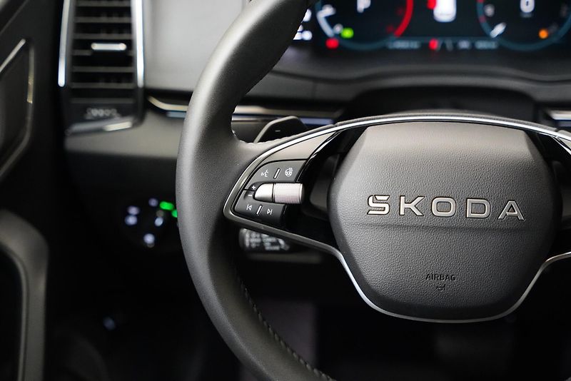 Škoda Karoq - fotka 16 z 27