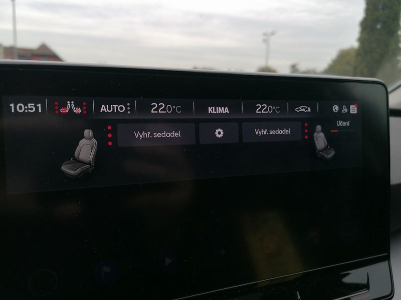 Seat Leon (2021) 1.4 TSi E-HYBRID Cupra Design - fotka 19 z 35